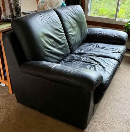 Photo of free 2 leather love seats (South Farmington Hills) #1