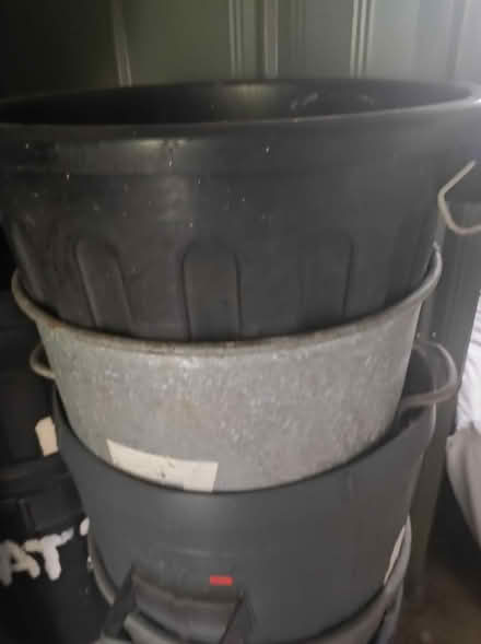 Photo of free large bins (ruislip HA4) #1