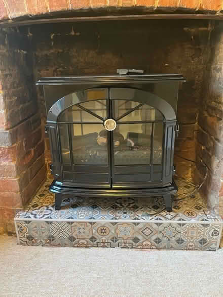 Photo of free Electric heater (Wokingham, RG40 2AY) #1