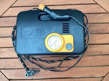 Photo of free Tyre inflator and gauge (Molesey KT8) #1