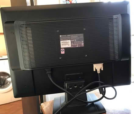 Photo of free AG Neovo screen/monitor H-W22 (St Julians AL1) #2