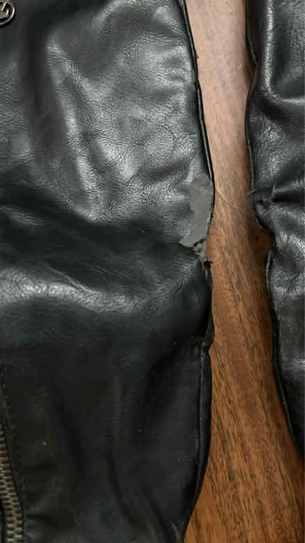 Photo of free Over the knee platform boots (Columbia) #3