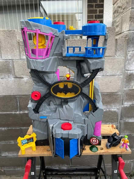 Photo of free Batman (Dinas Powys CF64) #1