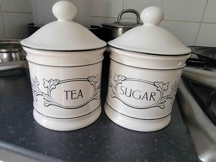 Photo of free Hornsea tea and sugar pots (S2 Heeley) #1