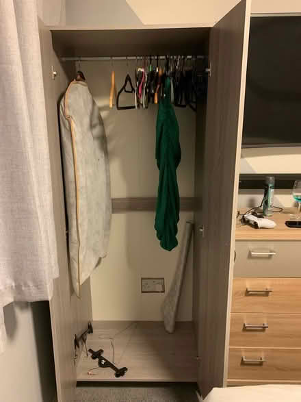 Photo of free Wardrobe (SG1) #2