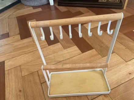 Photo of free Jewellery stand organiser (GU1) #1