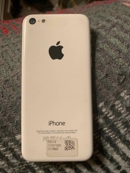 Photo of free Unlocked iPhone 5c (Morningside/Comiston EH10) #2