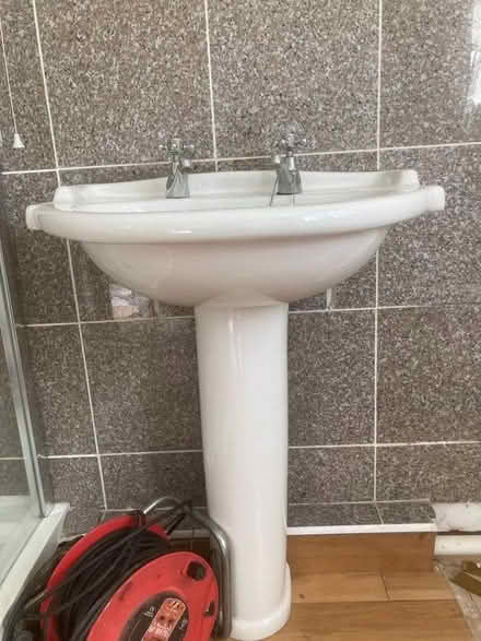 Photo of free Bathroom suite (Willaston CW5) #1