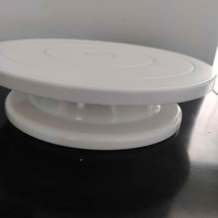 Photo of free Cake turntable (Limeside OL8) #2