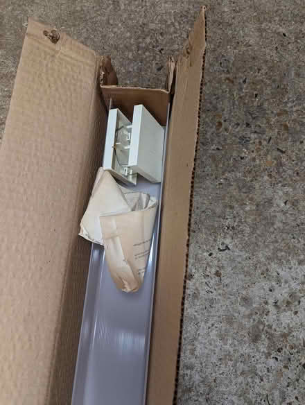 Photo of free single 4ft diffuser (West Wickham, BR4) #2