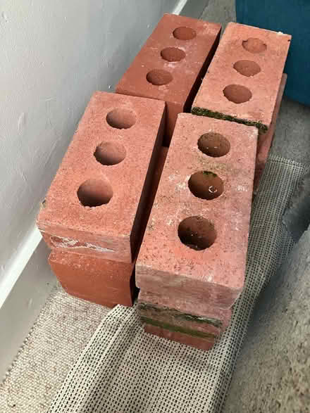 Photo of free 16 bricks (BN3) #1