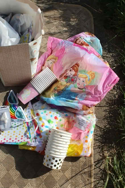 Photo of free Party items (Eynsham OX29) #1