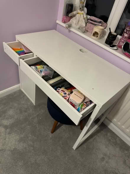 Photo of free IKEA Micke desk (BR2) #3