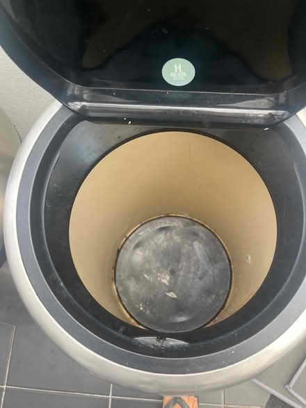 Photo of free Bin (Thornton Heath) #3