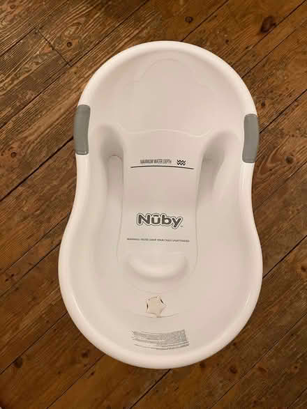 Photo of free Nüby Newborn baby bath (Upper Clapton E5) #2