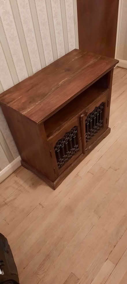 Photo of free Cabinet/side board/tv unit (Hucclecote GL3) #1