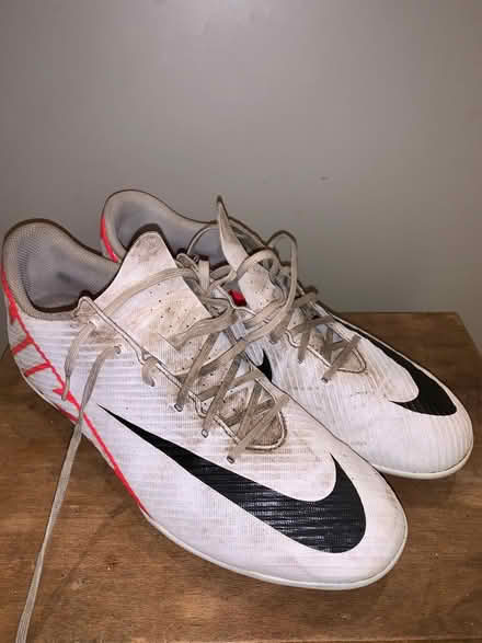 Photo of free Nike football boots 8.5 (Surbiton KT5) #1