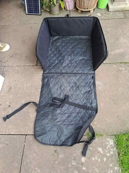 Photo of free Dog car bed (HR4. Kings Acre, Hereford.) #1