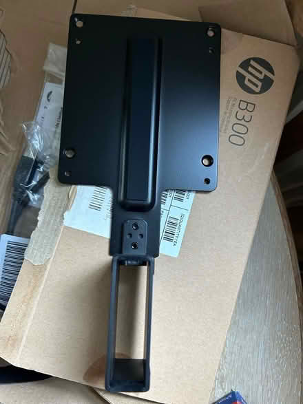Photo of free Wall mount for HP monitor/screen (GU21 4) #1