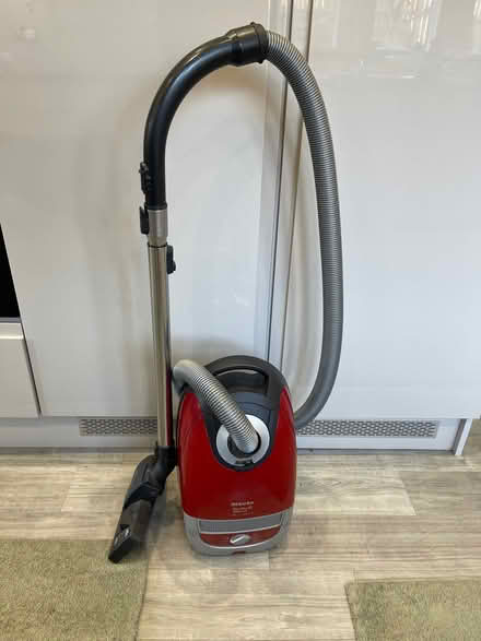 Photo of free Miele Vacuum Cleaner (Oakes HD3) #1