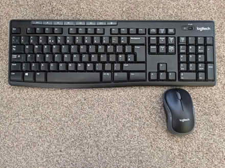 Photo of free Wireless mouse and keyboard (Headington OX3) #1