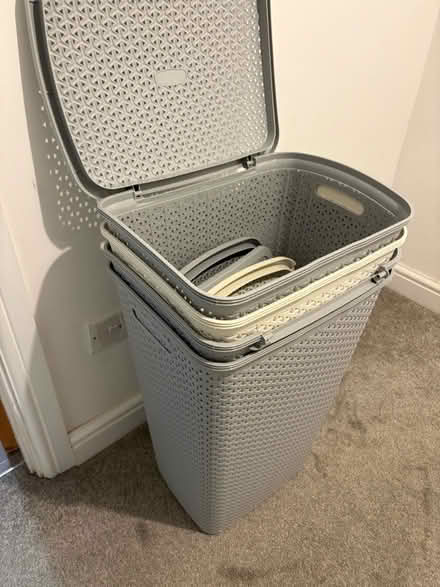 Photo of free Washing baskets x4 (Bath (BA2 1 - Southdown)) #3