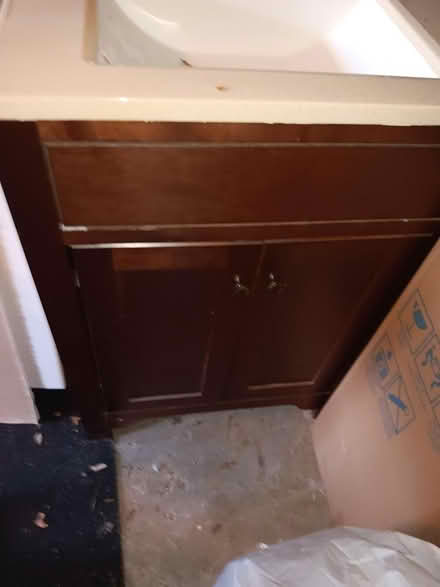 Photo of free Single Bath vanity (Erin mills and burnhamthorpe) #1