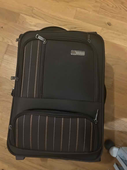 Photo of free Cabin size suitcase (BR1) #2