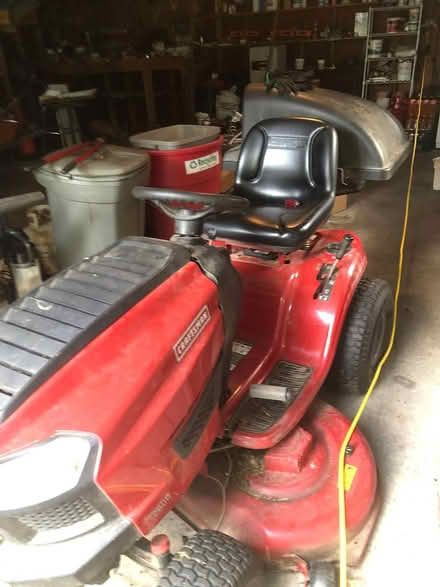 Photo of free craftsman 2600 approx 7 yrs old (10514 chappaqua) #1