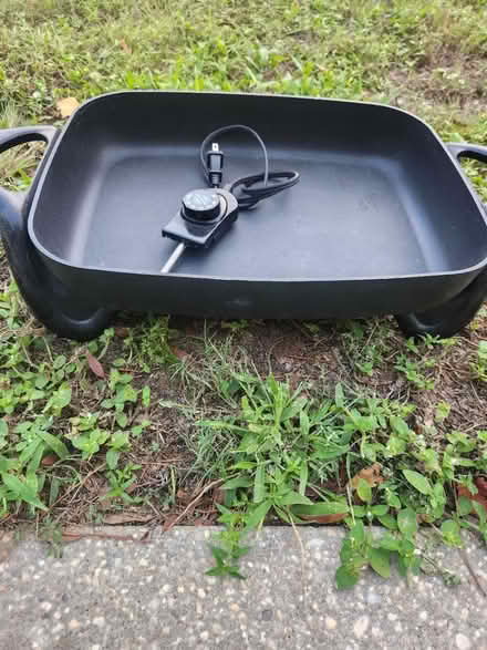 Photo of free Electric Griddle (Historic Downtown Crestview) #1