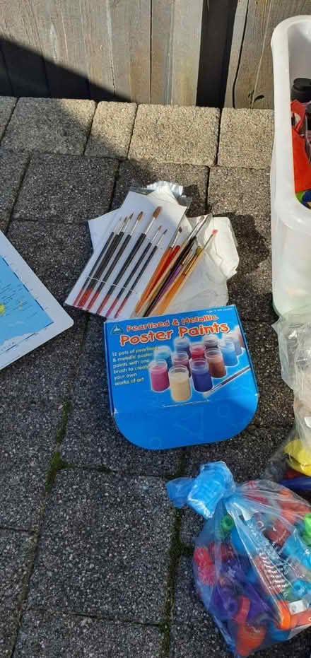 Photo of free Poster paints & accessories (Fetcham KT22) #4