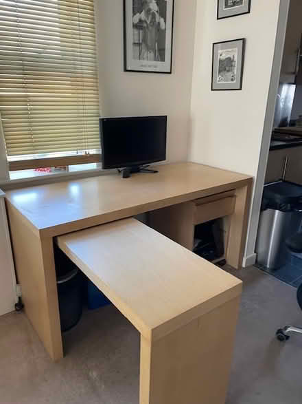 Photo of free Computer Desk (Dartford) #1