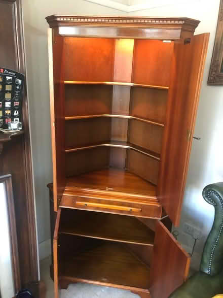 Photo of free 1930s corner drinks cabinet (BR3) #4