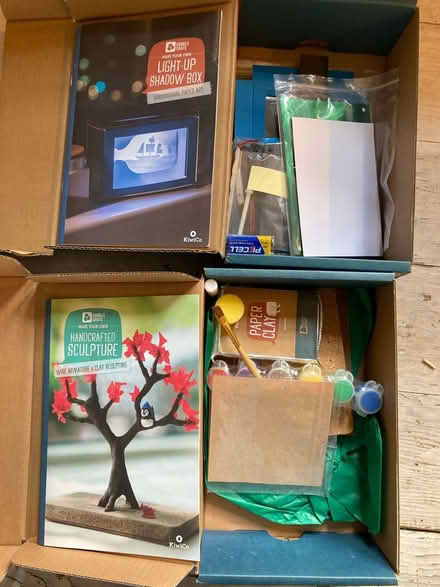Photo of free Kids’ craft kits (Millwall E14) #1