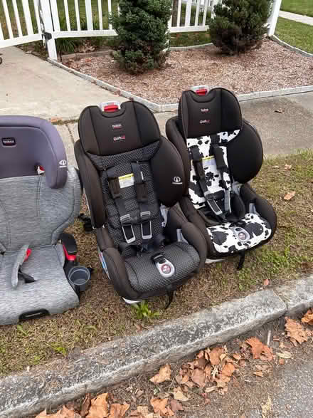 Photo of free Britax Car seats and boosters (Colonial place) #2