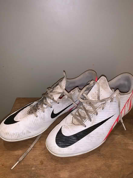 Photo of free Nike football boots 8.5 (Surbiton KT5) #2