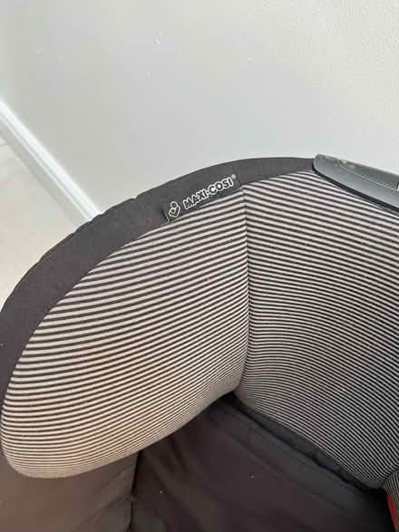 Photo of free Maxi cosi car seat isofix (Newbridge, Bath) #2