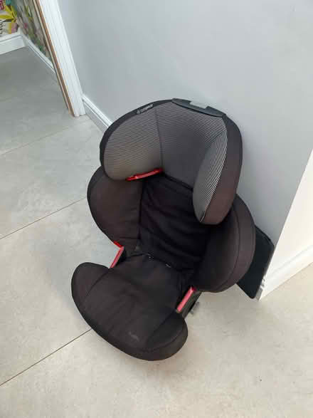 Photo of free Maxi cosi car seat isofix (Newbridge, Bath) #1