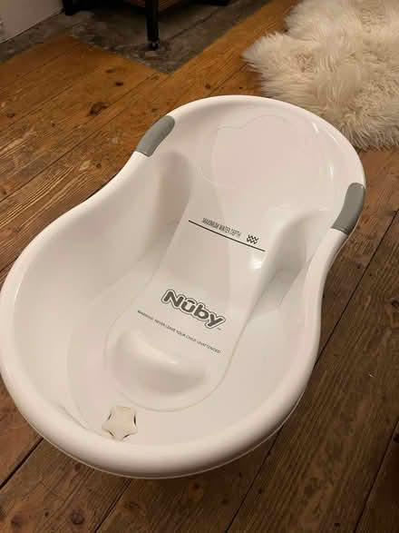 Photo of free Nüby Newborn baby bath (Upper Clapton E5) #1
