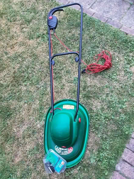 Photo of free Lawnmower - electric (Chilwell, NG9) #1