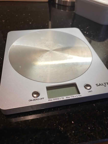 Photo of free Kitchen scale (Cairneyhill KY12) #1