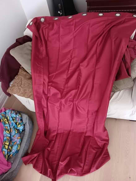 Photo of free Red drapes (Erin mills and burnhamthorpe) #1