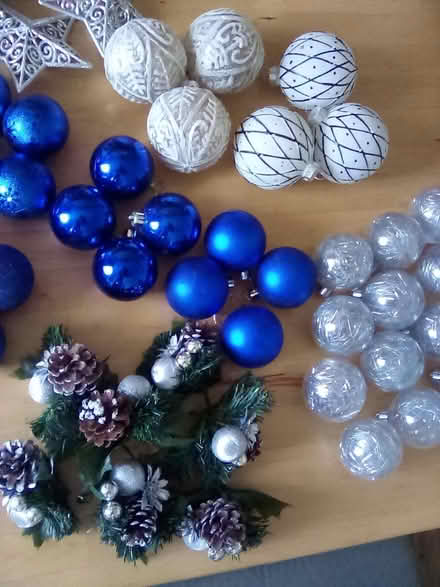 Photo of free Xmas decorations (Shepherds Bush W12) #2