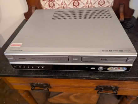 Photo of free Sanyo VHS to DVD recorder (Hatchford, nr Cobham KT11) #1
