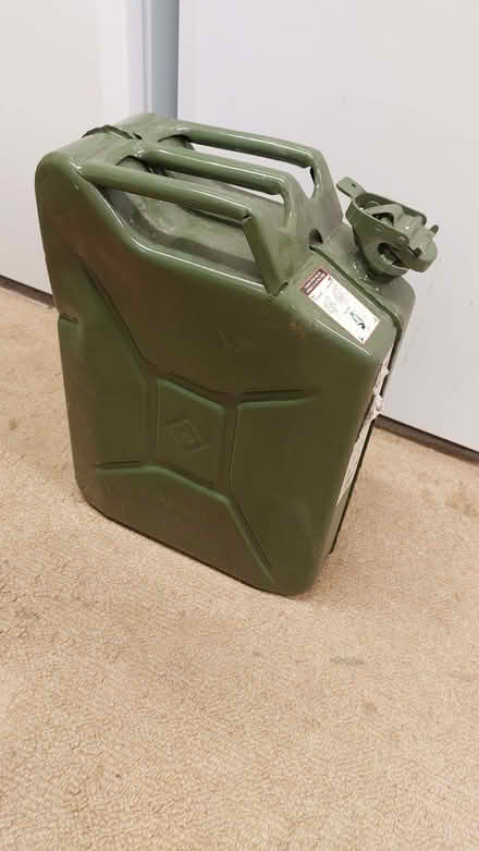 Photo of free 20L Steel Fuel Can (Hornby LA2) #2