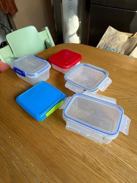 Photo of free Tupperware boxes x 5 (Hackney E8) #1