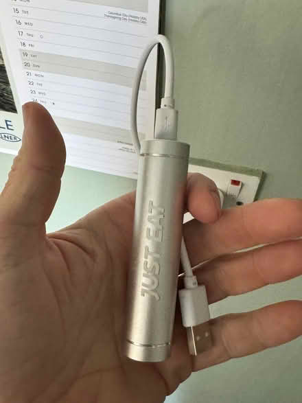 Photo of free USB 2 powerbank charger (Eastbourne BN21) #1