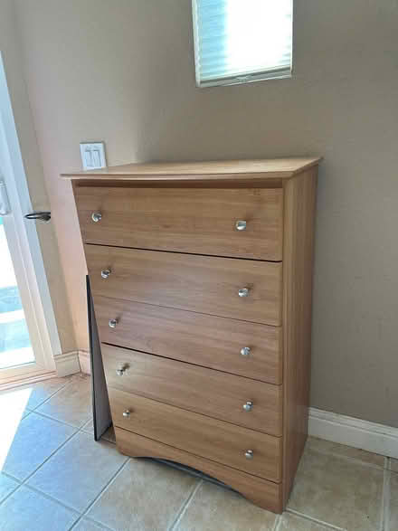 Photo of free Chest of drawers (Suisun) #1
