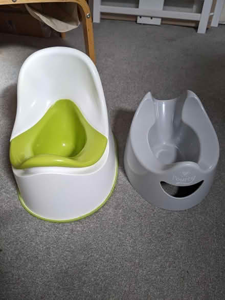 Photo of free 2 x potties (Streatham SW16) #1