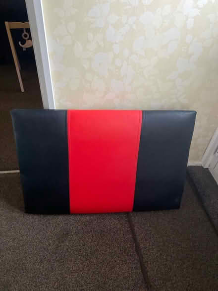 Photo of free Headboard for single bed (Cv12 0ae) #1